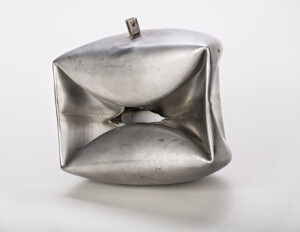 Damaged float gauge - District heating distribution