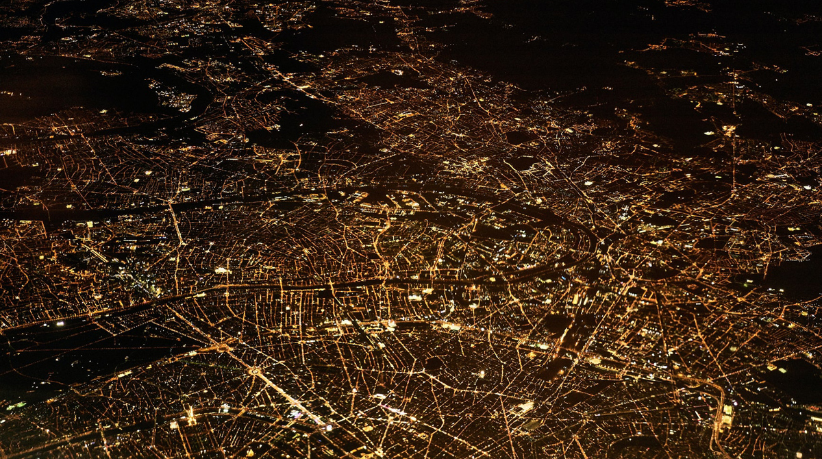 Governance innovation illustrated by Paris from above